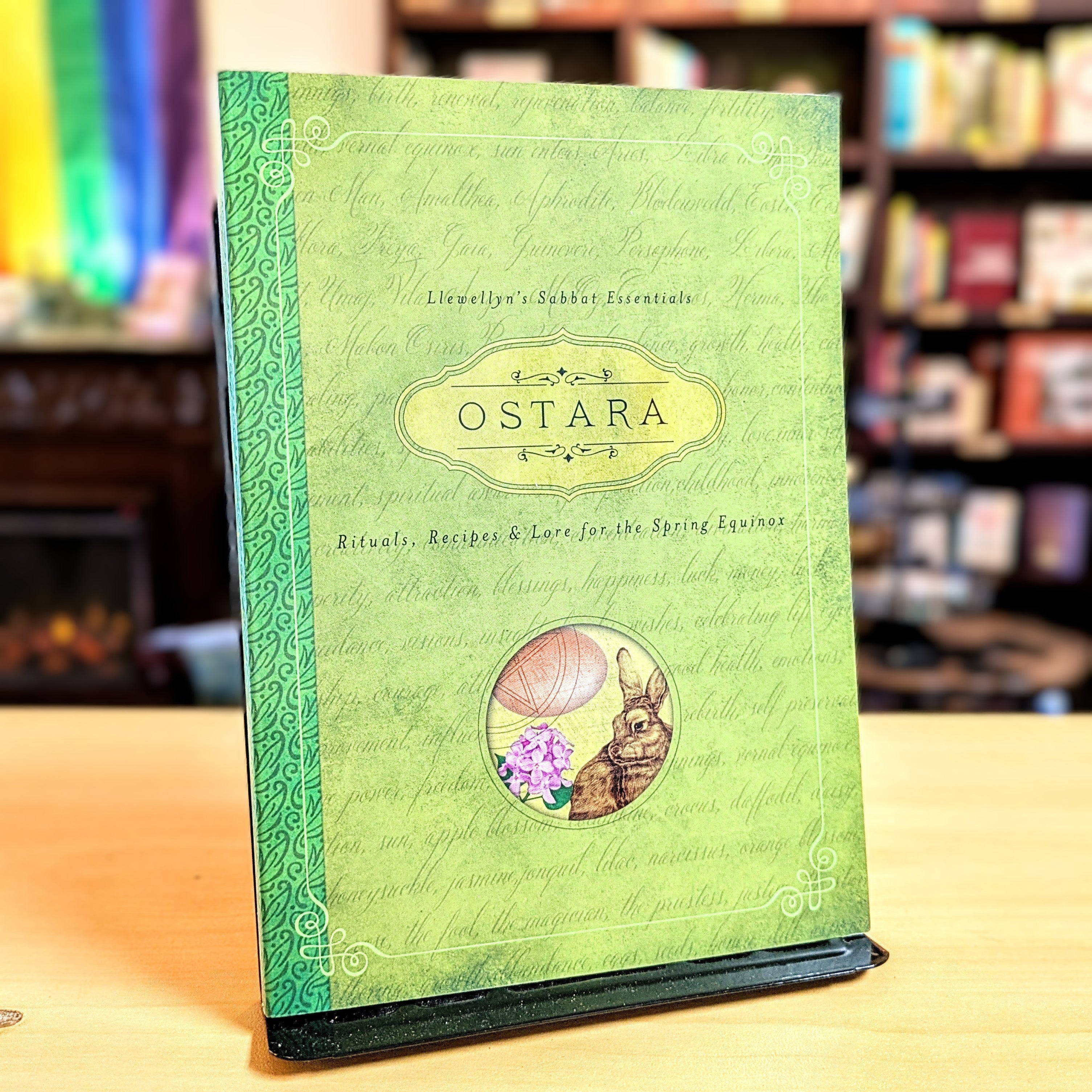 Ostara: Rituals, Recipes & Lore for the Spring Equinox (Llewellyn's Sabbat Essentials, 1)